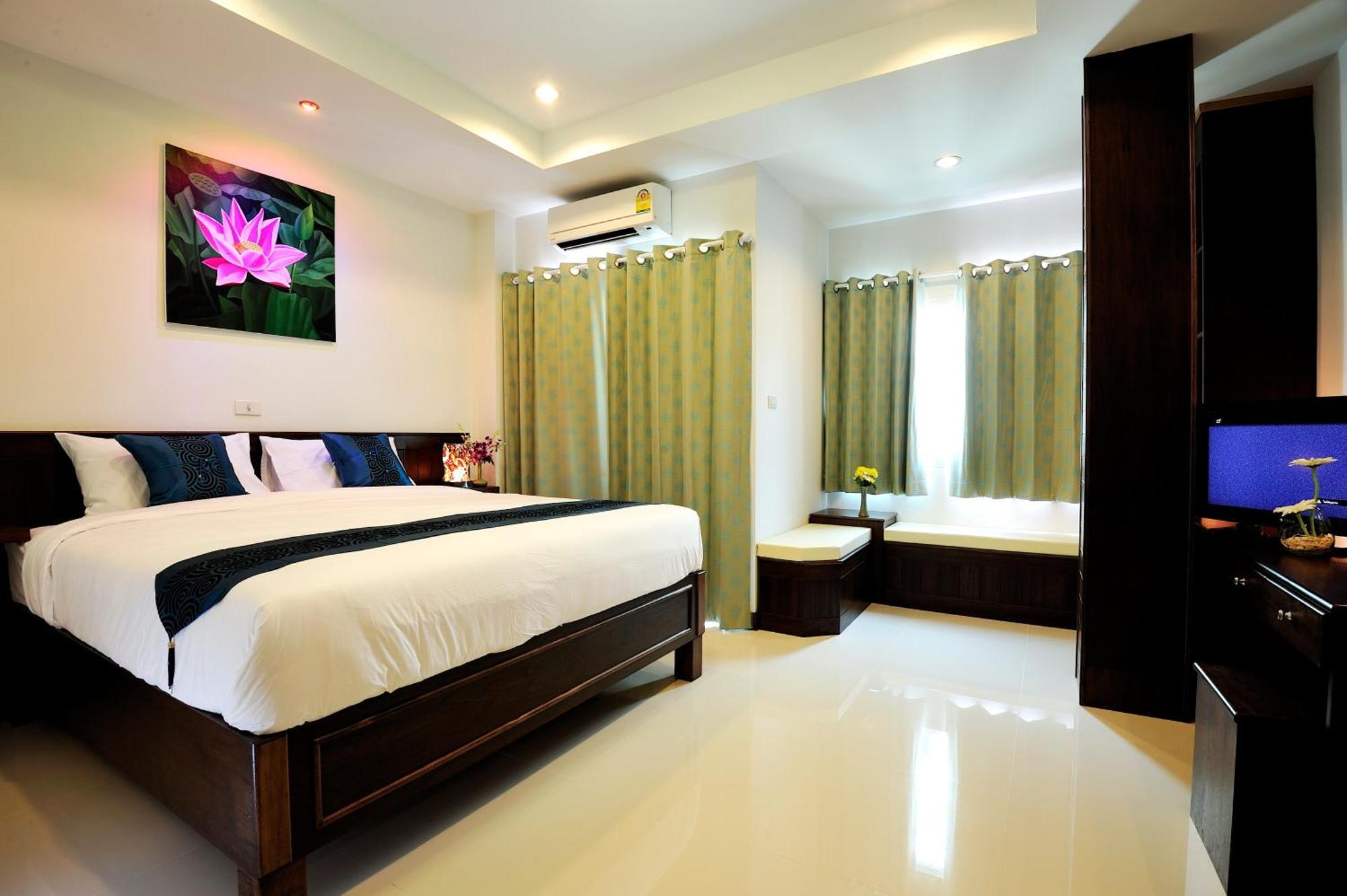 Ruen Buathong Boutique Hotel - Sha Certified Patong Exterior photo